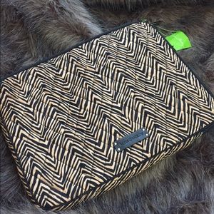 Vera Bradley LAPTOP CASE 😍